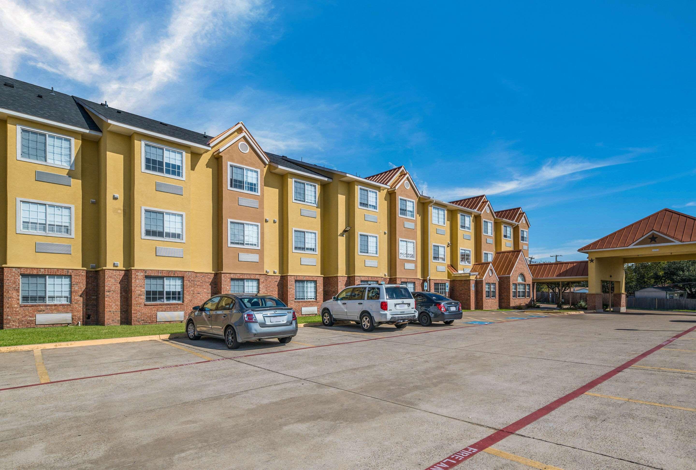 Quality Inn & Suites North Mesquite I-30 Exterior photo