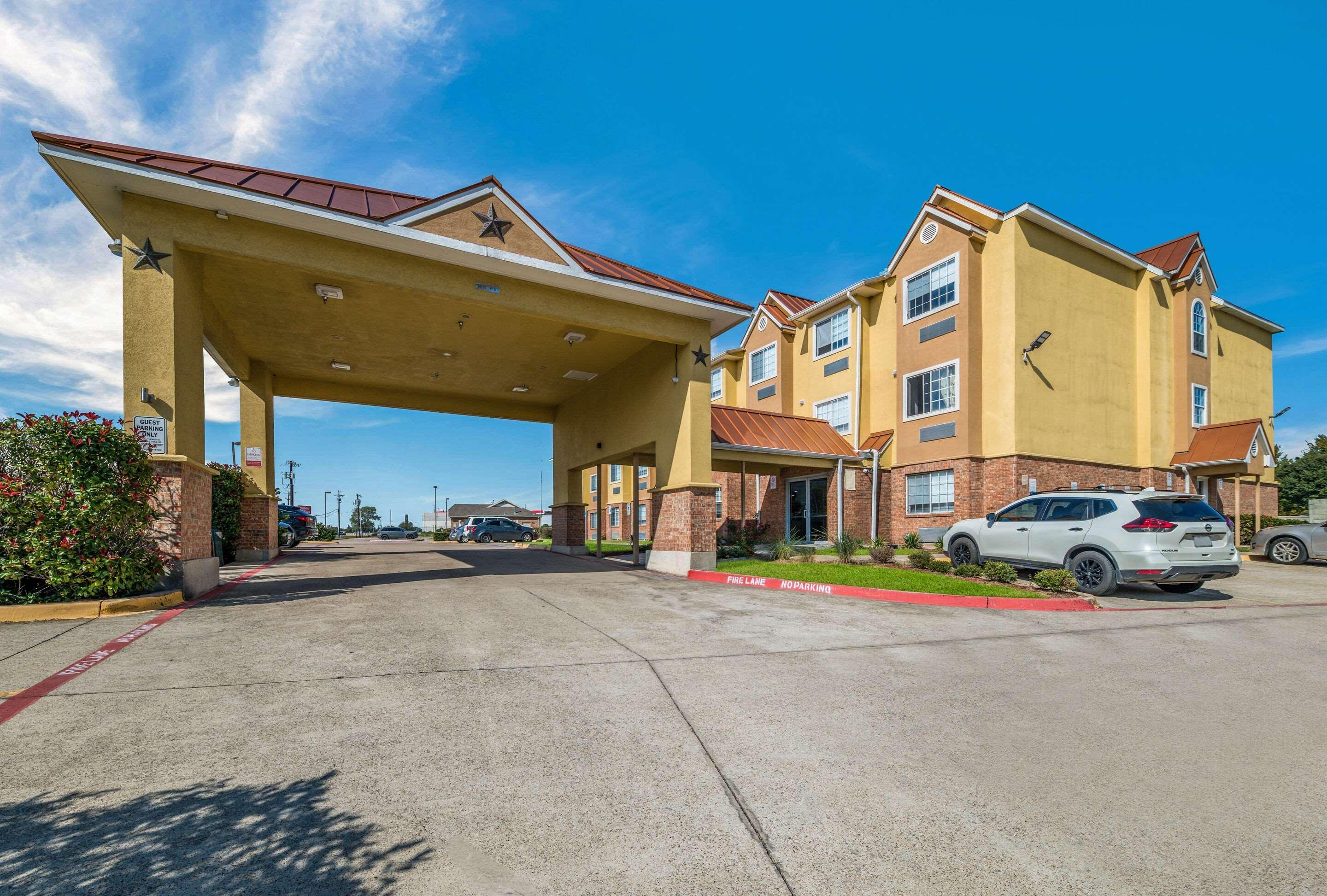 Quality Inn & Suites North Mesquite I-30 Exterior photo